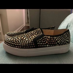 Vince Camuto Kindra Black/Gold Studded Sneakers